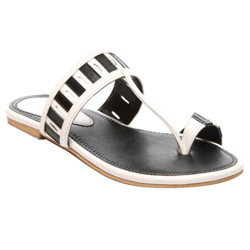 Nell Trendy White Flats